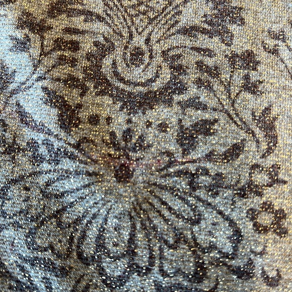 Chico’s Travelers Collection Gold Top - Picture 7 of 9